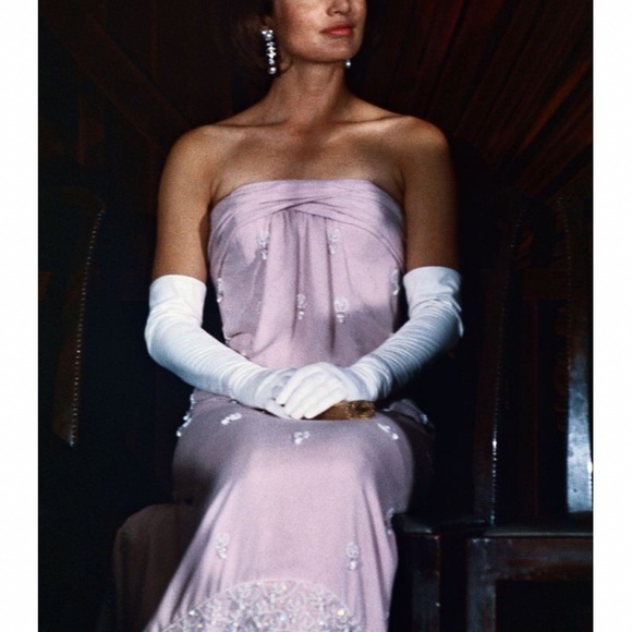 Meet your Posher, Sally - Picture 4 of 16